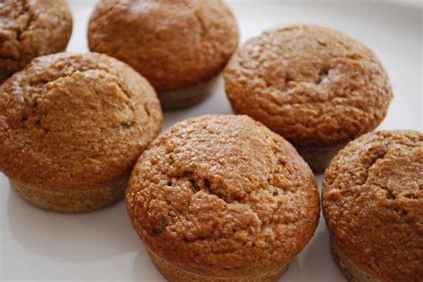 How many carbs are in bran muffin - calories, carbs, nutrition