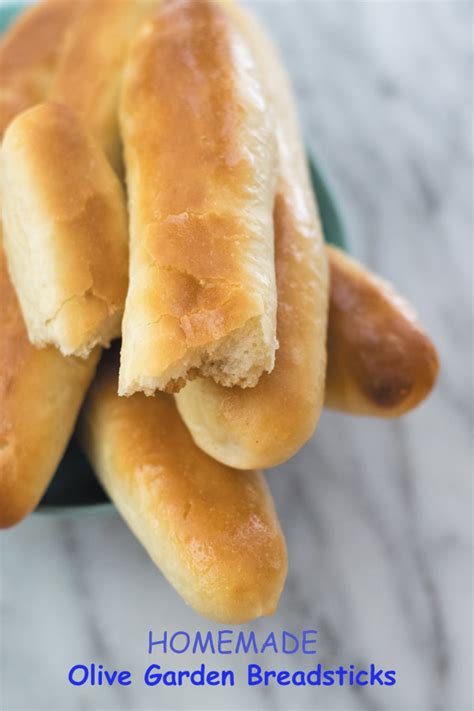 How many carbs are in breadsticks - calories, carbs, nutrition