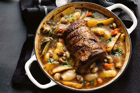 How many carbs are in brisket pot roast - calories, carbs, nutrition