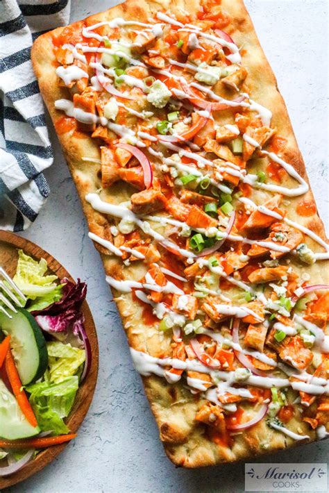 How many carbs are in buffalo chicken flat bread sandwich - calories, carbs, nutrition