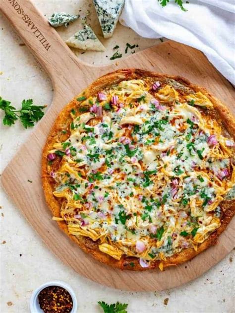 How many carbs are in buffalo chicken wheat pizza - calories, carbs, nutrition