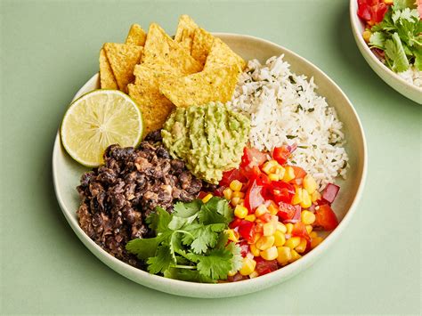 How many carbs are in burrito bowl veggie - calories, carbs, nutrition