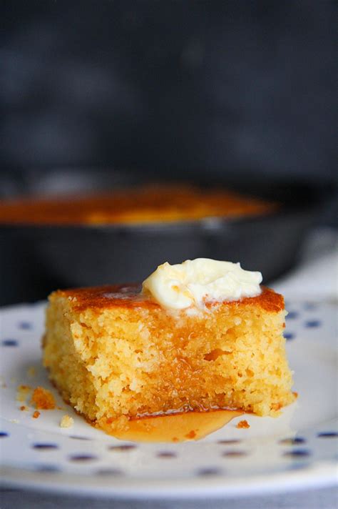 How many carbs are in buttermilk cornbread - calories, carbs, nutrition