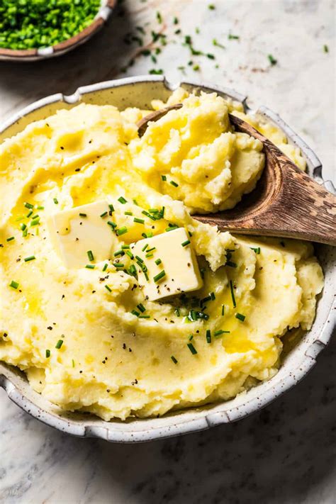 How many carbs are in buttermilk mashed potatoes - calories, carbs, nutrition