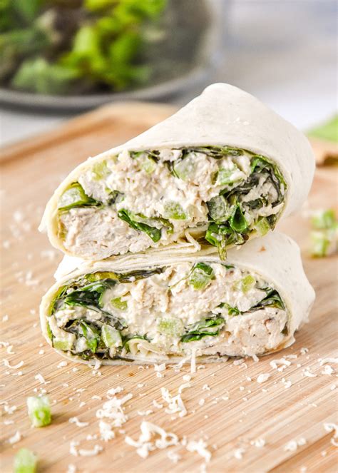 How many carbs are in caesar chicken salad wrap - calories, carbs, nutrition