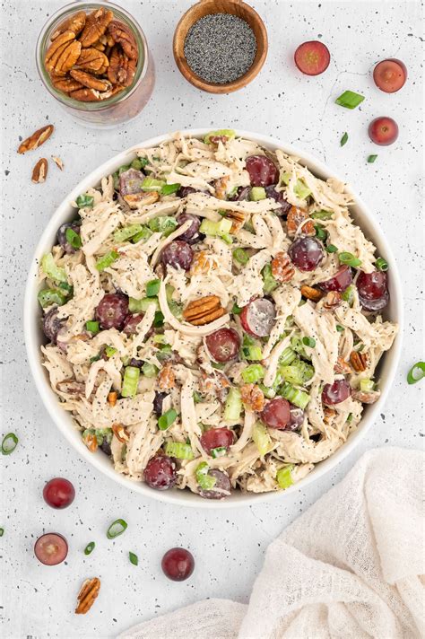 How many carbs are in california chicken salad (12890.12) - calories, carbs, nutrition