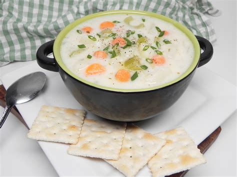 How many carbs are in california creamy vegetable chowder - calories, carbs, nutrition