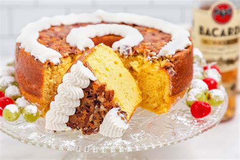 How many carbs are in caribbean rum cake - calories, carbs, nutrition