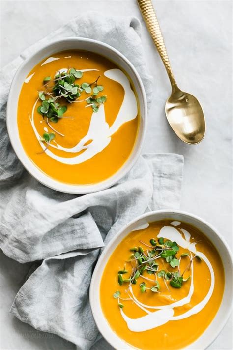 How many carbs are in carrot and ginger soup (4946.0) - calories, carbs, nutrition