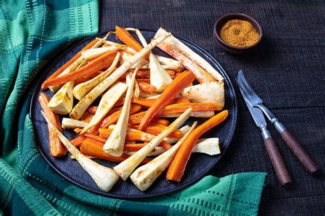 How many carbs are in carrots roasted parsnips & herbs 4 oz - calories, carbs, nutrition