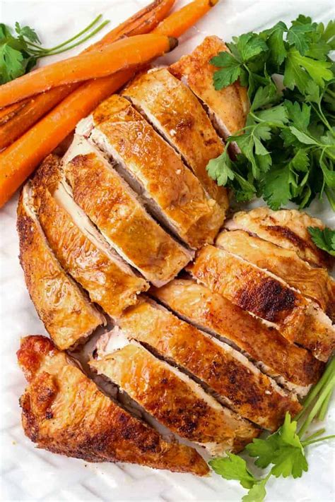 How many carbs are in carved turkey breast dinner - calories, carbs, nutrition