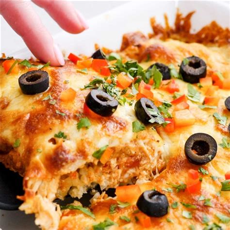 How many carbs are in casserole, chicken enchilada (bostwick) - calories, carbs, nutrition