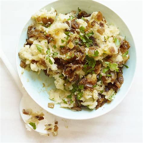 How many carbs are in celery root and yukon gold potato mash - calories, carbs, nutrition