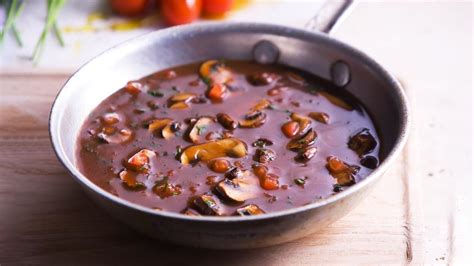 How many carbs are in chasseur sauce - calories, carbs, nutrition