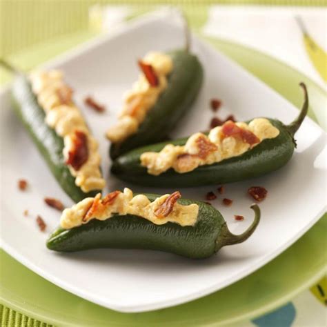 How many carbs are in cheddar cheese stuffed jalapenos - calories, carbs, nutrition