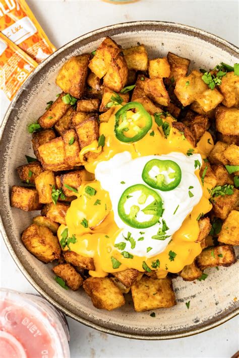 How many carbs are in cheesy fiesta potatoes - calories, carbs, nutrition