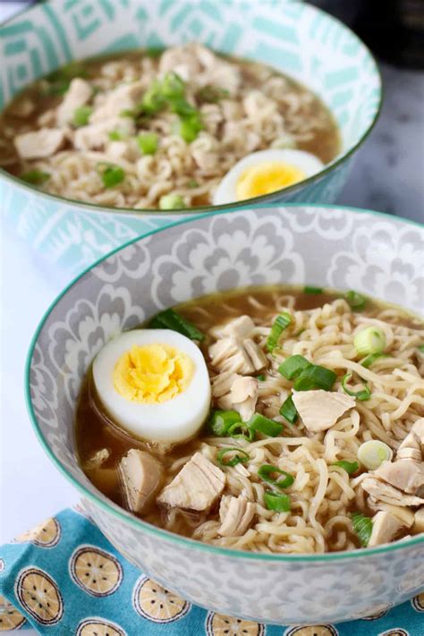 How many carbs are in chef education series - rotisserie chicken ramen - calories, carbs, nutrition