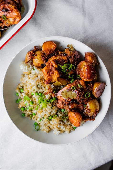 How many carbs are in chicken adobo rice bowl - calories, carbs, nutrition