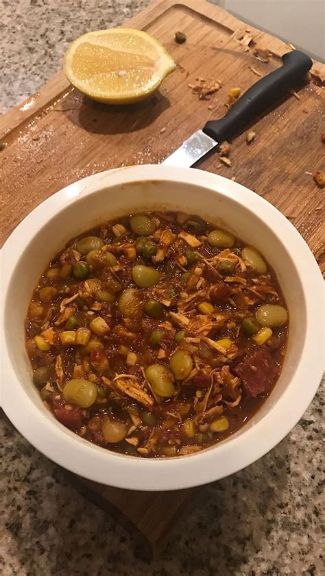 How many carbs are in chicken and brisket brunswick stew - calories, carbs, nutrition