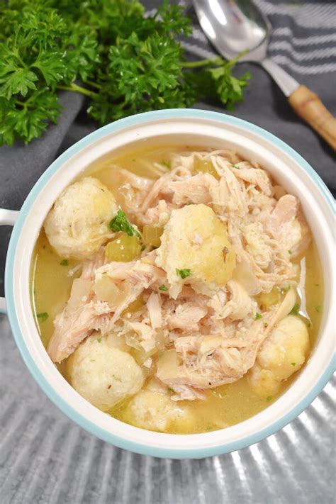 How many carbs are in chicken and dumplings - calories, carbs, nutrition