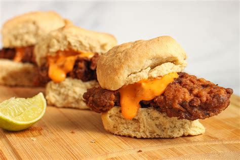 How many carbs are in chicken biscuit sliders - retail - calories, carbs, nutrition