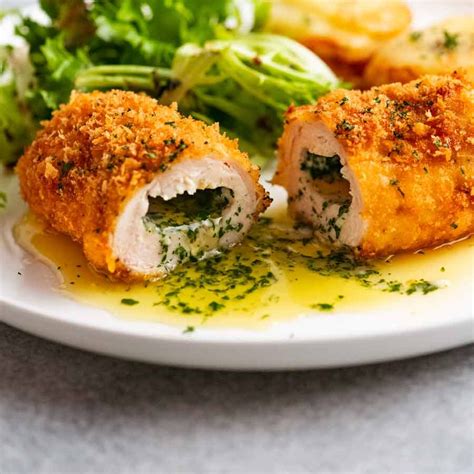 How many carbs are in chicken breast kiev - calories, carbs, nutrition