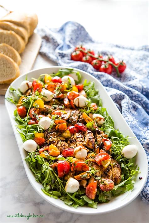 How many carbs are in chicken bruschetta toasted salad - calories, carbs, nutrition