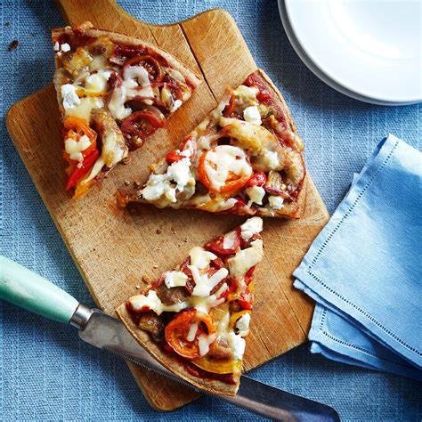 How many carbs are in chicken cacciatore pizza - calories, carbs, nutrition