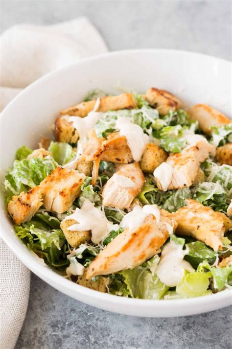 How many carbs are in chicken caesar salad - calories, carbs, nutrition