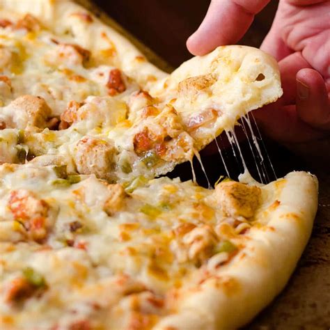 How many carbs are in chicken fajita pizza, personal size - calories, carbs, nutrition