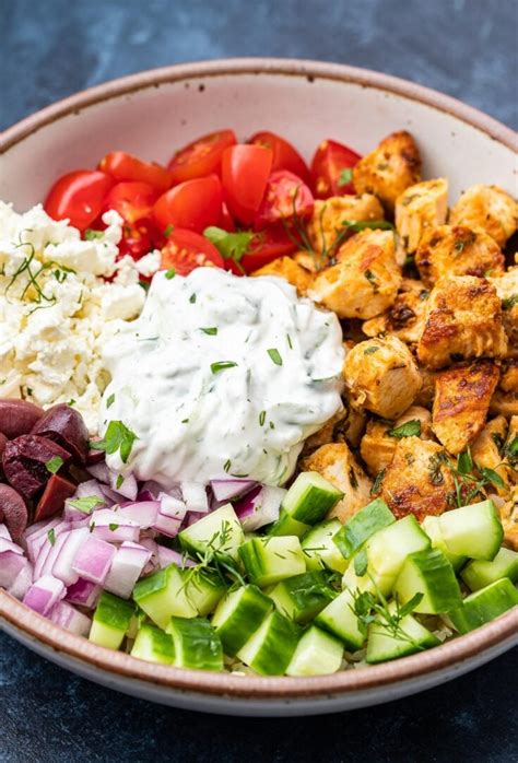 How many carbs are in chicken gyro - calories, carbs, nutrition