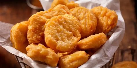 How many carbs are in chicken nuggets 8 ea - calories, carbs, nutrition