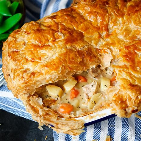 How many carbs are in chicken pot pie, chicken, potatoes, leeks - calories, carbs, nutrition