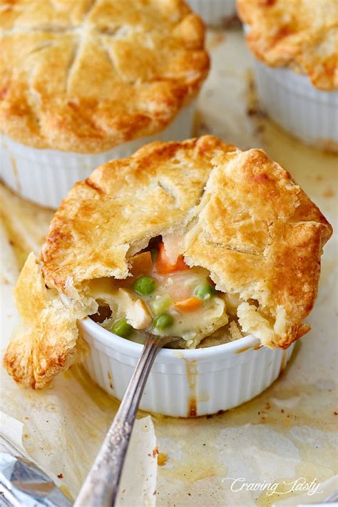 How many carbs are in chicken pot pie, flaky crust - calories, carbs, nutrition