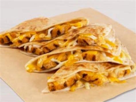 How many carbs are in chicken quesadillas - calories, carbs, nutrition