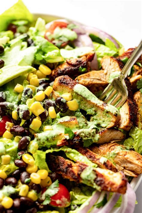 How many carbs are in chicken southwest salad - calories, carbs, nutrition