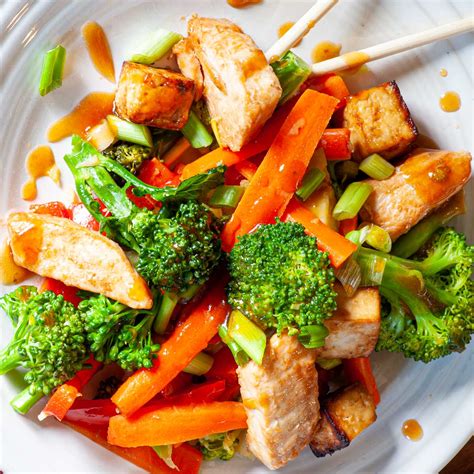 How many carbs are in chicken stir fry with sweet potato large - calories, carbs, nutrition