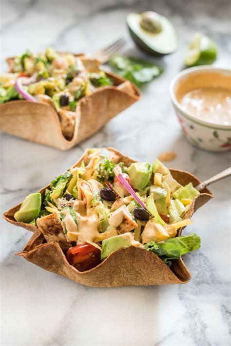 How many carbs are in chicken taco salad, baked shell - calories, carbs, nutrition