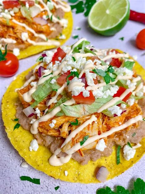 How many carbs are in chicken tinga tostadas - calories, carbs, nutrition