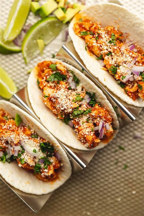 How many carbs are in chicken tingas street taco - calories, carbs, nutrition