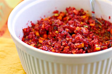 How many carbs are in chicken with cranberry apple relish - calories, carbs, nutrition