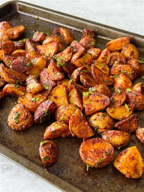 How many carbs are in chili spiced roasted potatoes - calories, carbs, nutrition