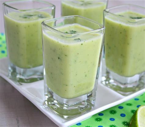 How many carbs are in chilled avocado soup shooters - calories, carbs, nutrition