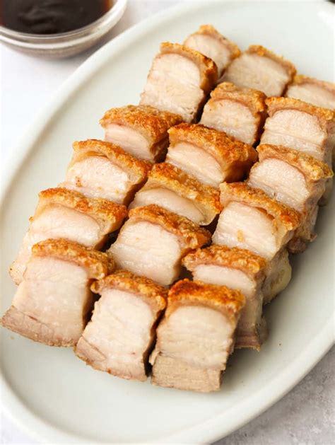 How many carbs are in chinese roast pork - calories, carbs, nutrition