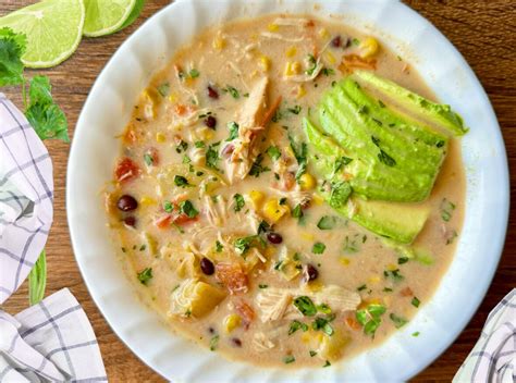 How many carbs are in chipotle chicken and corn chowder - calories, carbs, nutrition