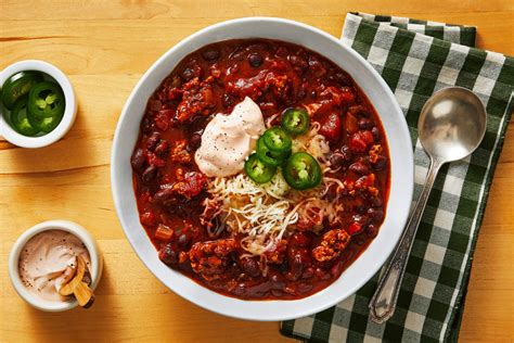 How many carbs are in chipotle pork and black bean chili 12 oz - calories, carbs, nutrition