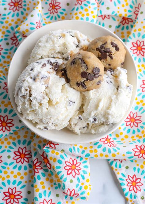 How many carbs are in chocolate chip cookie dough ice cream - calories, carbs, nutrition