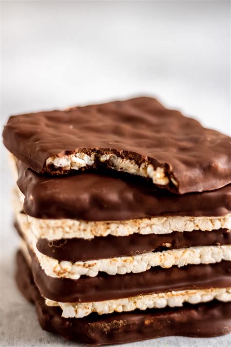 How many carbs are in chocolate covered rice cakes - calories, carbs, nutrition