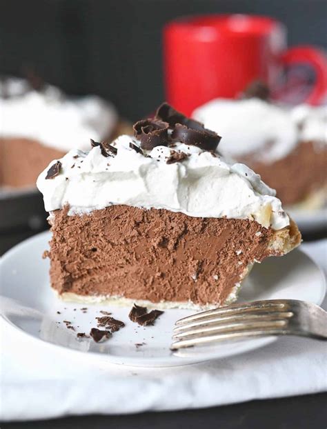 How many carbs are in chocolate cream pie - calories, carbs, nutrition