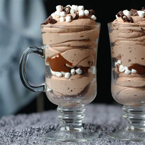 How many carbs are in chocolate scary mousse parfait - calories, carbs, nutrition